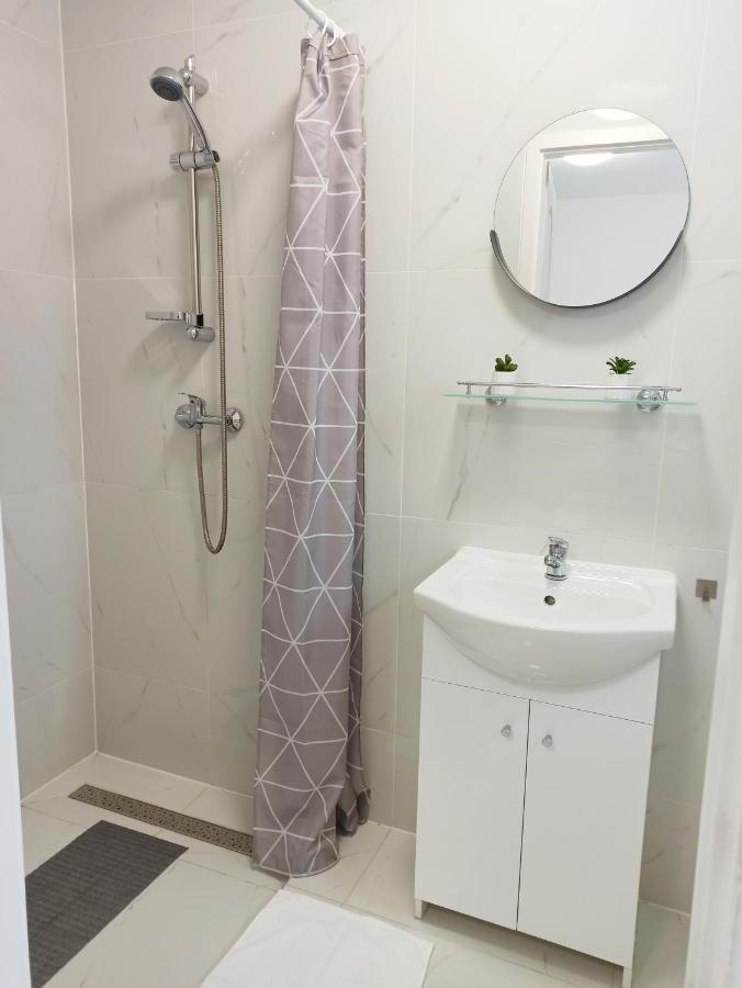 Grafit Apartmanok Hajdúnánás Exterior foto